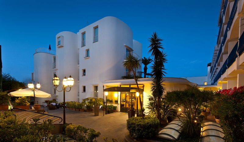 Grand Hotel Punta Molino Beach Resort & Spa - mese di Marzo - Entrata offerte